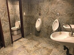 Viet Star Buffet Club & Marvel Hostel