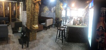 Viet Star Buffet Club & Marvel Hostel