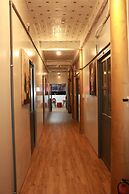 Viet Star Buffet Club & Marvel Hostel