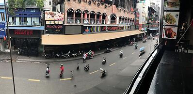 Viet Star Buffet Club & Marvel Hostel