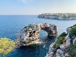 Hostal Cala Llombards