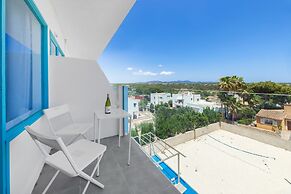 Hostal Cala Llombards