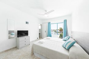 Hostal Cala Llombards