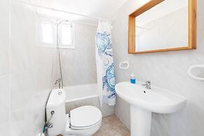 Hostal Cala Llombards