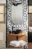 Casa di Gaga Luxury Suites