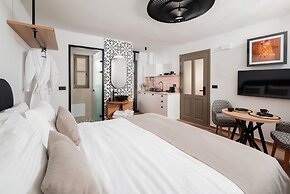 Casa di Gaga Luxury Suites