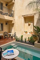 Casa di Gaga Luxury Suites