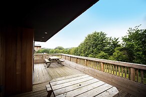 Adventure Lodges & Retreats