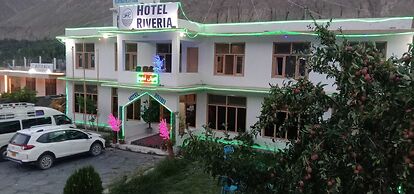 Hotel Riveria