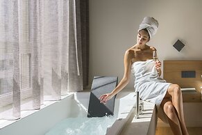 Aera Luxury Suites by Wonderful Italy