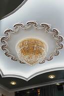 Queen Catlleya Suite