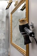 Queen Catlleya Suite