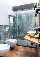 Queen Catlleya Suite