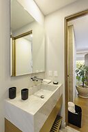 Wynwood House Schiller