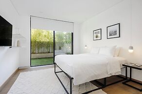 Wynwood House Schiller