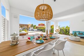 Kas Azul - Water front with private pool
