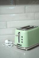 Aesthisis Sensational at Archangelos