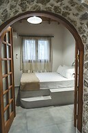 Aesthisis Sensational at Archangelos