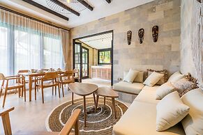 Rumah villa by EVDEkimi