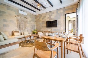 Rumah villa by EVDEkimi