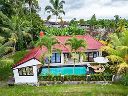 Rumah villa by EVDEkimi