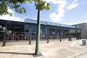 Nightcap at Marine Hotel