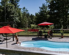 Whispering Springs Wilderness Retreat