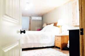 Whispering Springs Wilderness Retreat