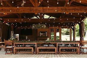 Whispering Springs Wilderness Retreat