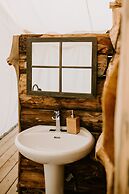 Whispering Springs Wilderness Retreat