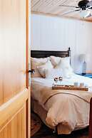 Whispering Springs Wilderness Retreat