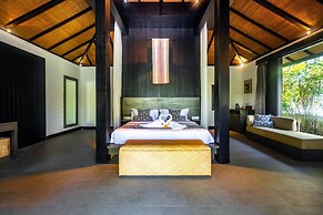 Surya Melasti Exclusive Beach Villa by Sajiwa