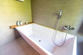 Surya Melasti Exclusive Beach Villa by Sajiwa