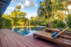 Surya Melasti Exclusive Beach Villa by Sajiwa