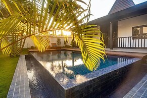 Surya Melasti Exclusive Beach Villa by Sajiwa