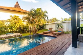 Surya Melasti Exclusive Beach Villa by Sajiwa