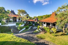 Surya Melasti Exclusive Beach Villa by Sajiwa