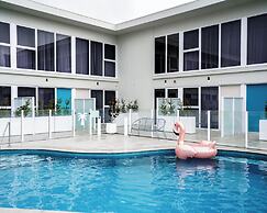 Peninsula Hotel Motel