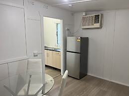 Pet Friendly 2 Bedroom Cottage with Yard