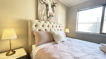 Spacious 7BRM 5-bathroom Rental House