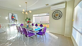 Spacious 7BRM 5-bathroom Rental House