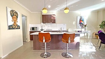 Spacious 7BRM 5-bathroom Rental House