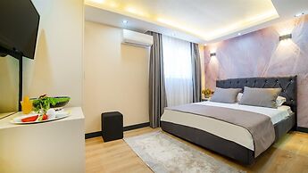 Marina Homes