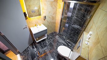 Blue Marina Hotel & SPA