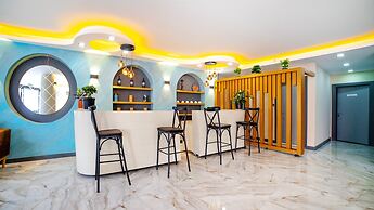 Blue Marina Hotel & SPA