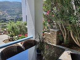 Karaoulanis apartments