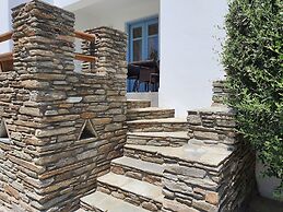 Karaoulanis apartments