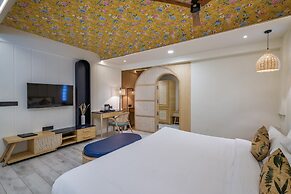 Roadies Rostel - Best Adventure Resort In Ahmedabad.