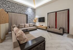 Roadies Rostel - Best Adventure Resort In Ahmedabad.