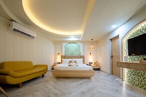 Roadies Rostel - Best Adventure Resort In Ahmedabad.